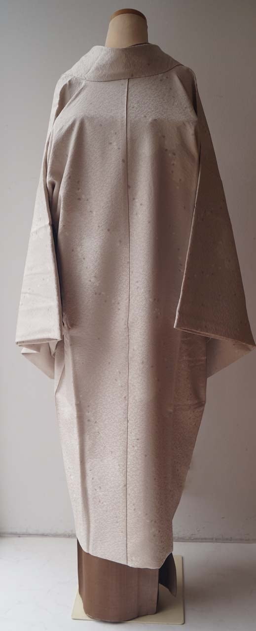 コート】灰梅i色 さくら文 道中着 | 大山キモノ・ちぇらうなぼるた