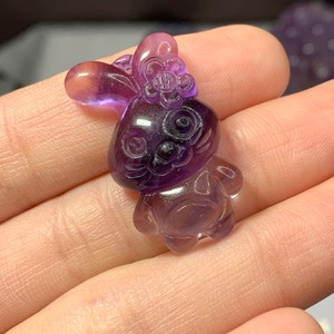 4うさぎさんフローライト・穴あき