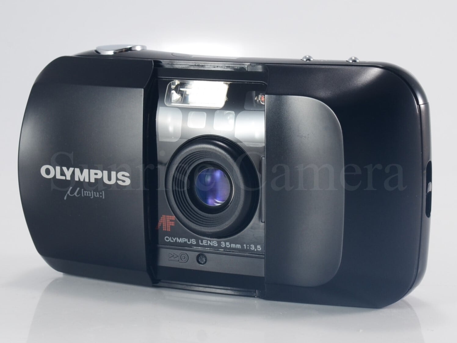 OLYMPUS μ ミュー 初代 ブラック / 35mm F3.5 フィルムコンパクト