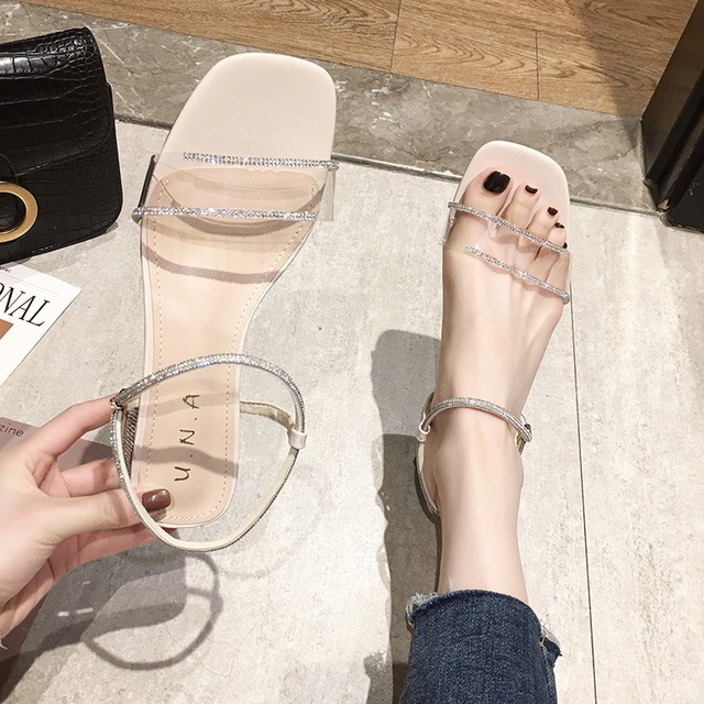 女性の妖精の風の2020年夏の新しいファッションのラインストーンの厚さのサンダルの単語のバックル野生のネット赤のローマの靴 部族の婦人靴1530881