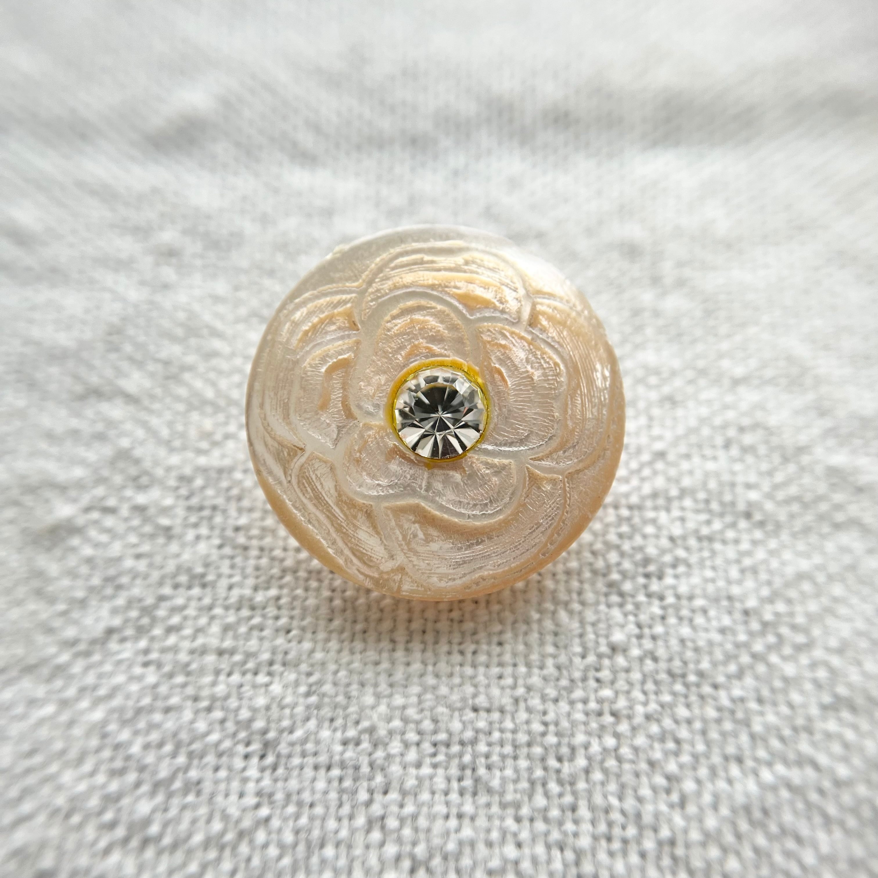 1粒ラインストーン×カービングフラワー 20㎜