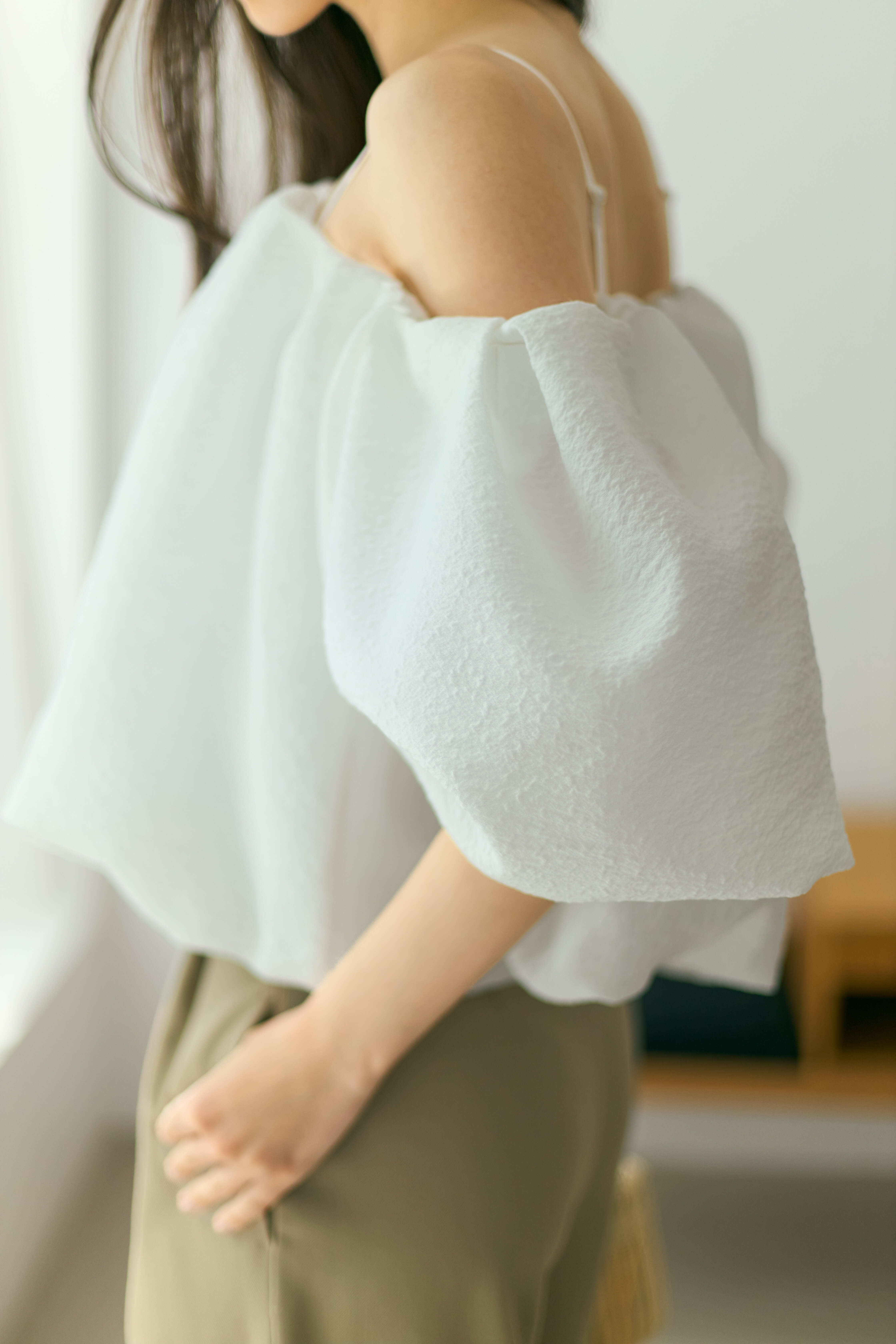 BLUELEA ブルレア Jacquard offshoulder blouse 5/29(FRI)21:00ーJacquard offshoulder blouse | Bluelea