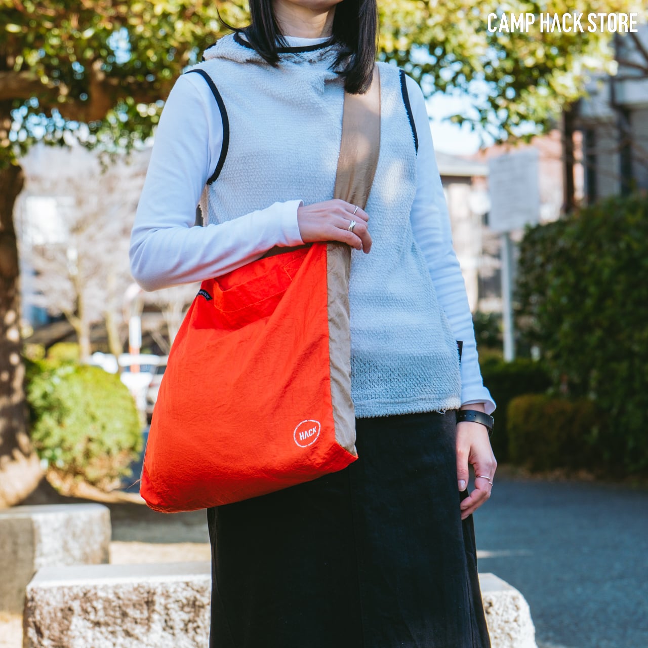別注カラーで新登場。肩掛け「エコバッグ」 | CAMP HACK STORE