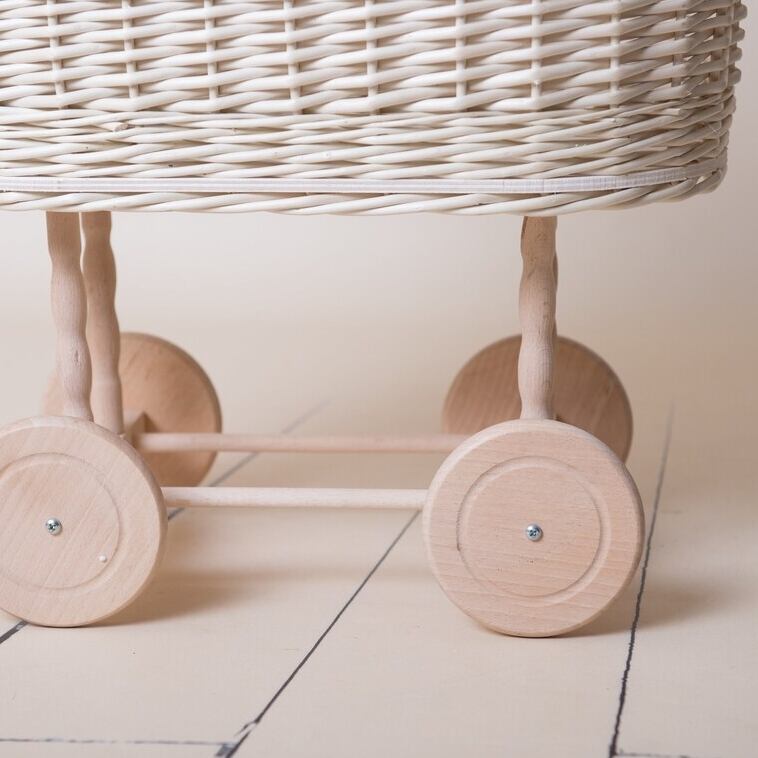 ラタン製 レトロ ベビーカー クリームホワイト Wicker Doll Stroller