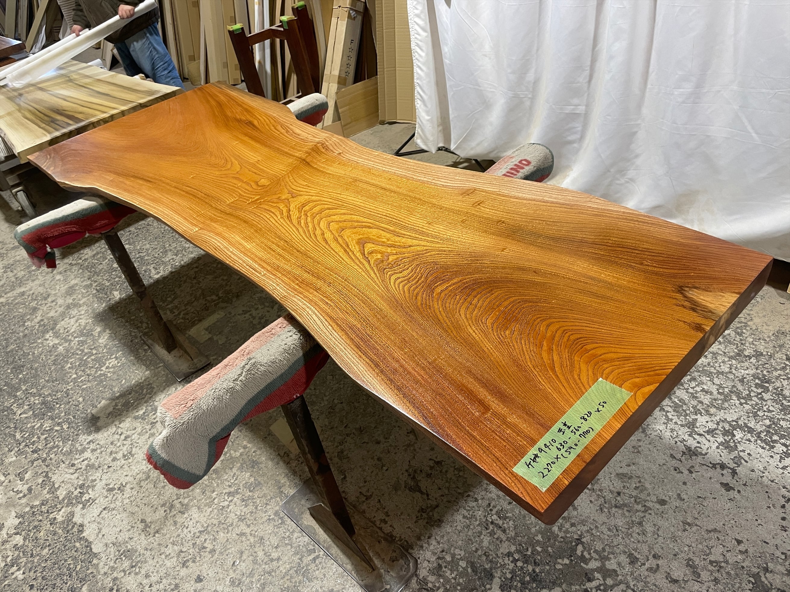 デスク | 銘木無垢材一枚板の来宝綜合銘木工業株式会社オンラインストア