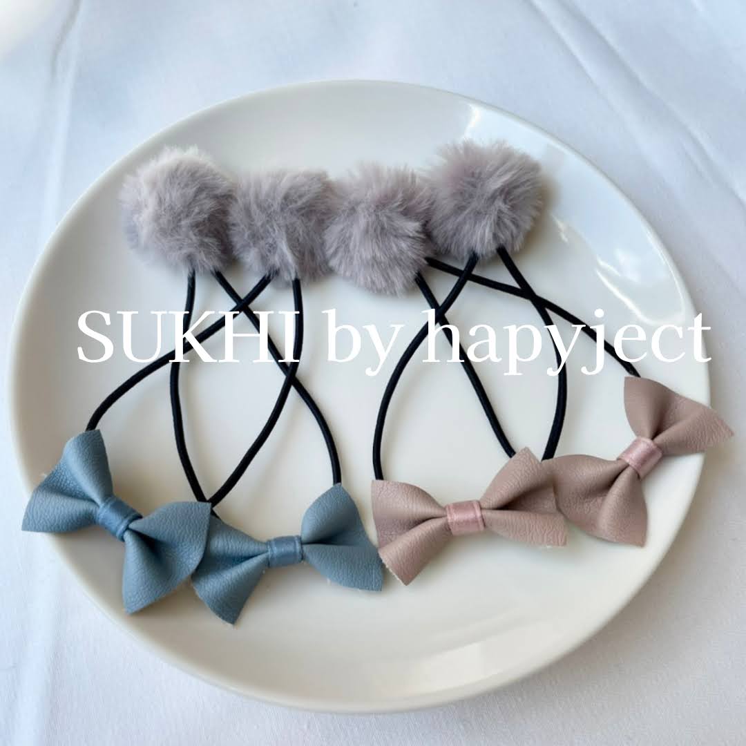 リボン ヘアゴムスエードリボンミルクティー×ファーハンドメイド 商品