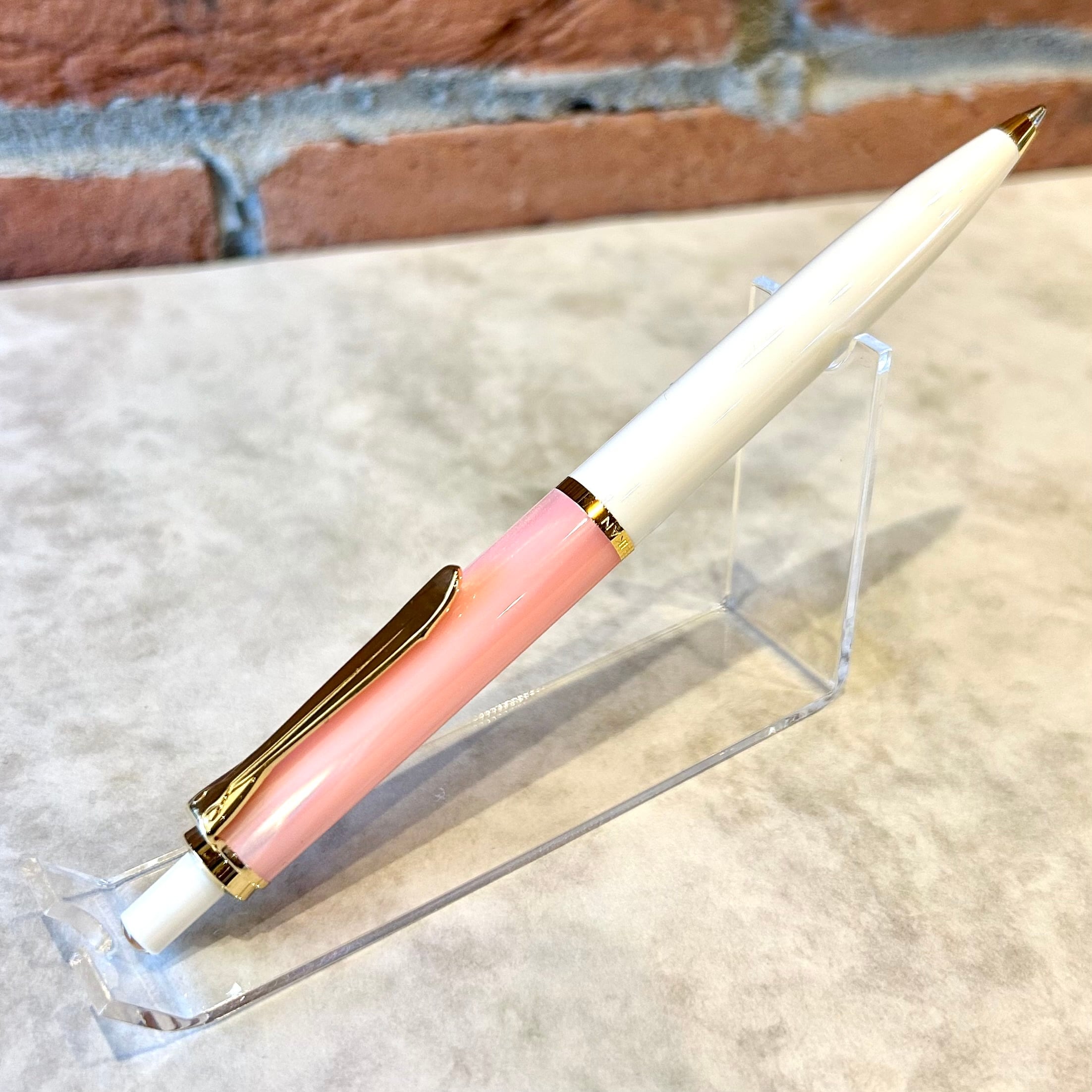 特別生産品】ペリカン ボールペン「クラシックK200 チェリーブロッサム