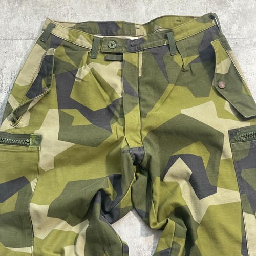 90s スウェーデン軍 実物 M90 フィールドパンツ 180/75 w31 詳細写真3