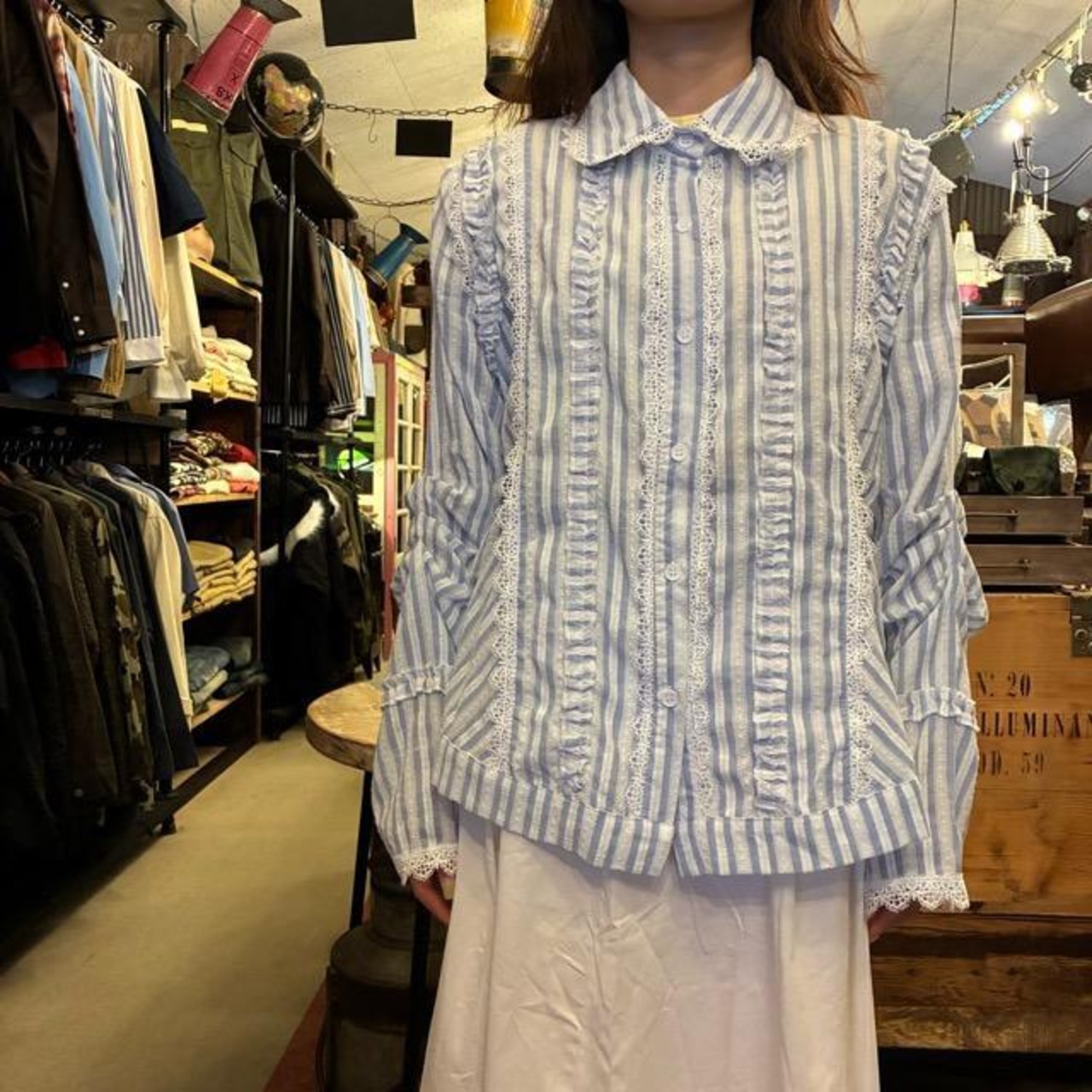 Topanga Lady's　クラシックフリルレースストライプブラウス　ブルー＆ホワイト　長袖　シャツ　ギャザー　ナチュラル