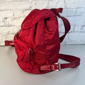 PRADA プラダ  3ポケット ナイロンリュック レッド A-9054