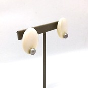 在庫限り！ 季節・シーンを問わずに使える シェル・淡水パールスタッドピアス(小) sl3_8_1_0515pp06