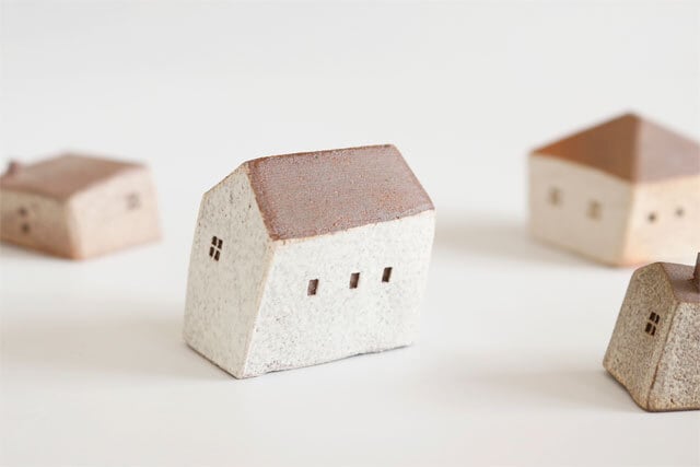 陶器のお家 ハウス置物D 陶土 ニシクミ | うつわと暮らし｜M's homelife（エムズ