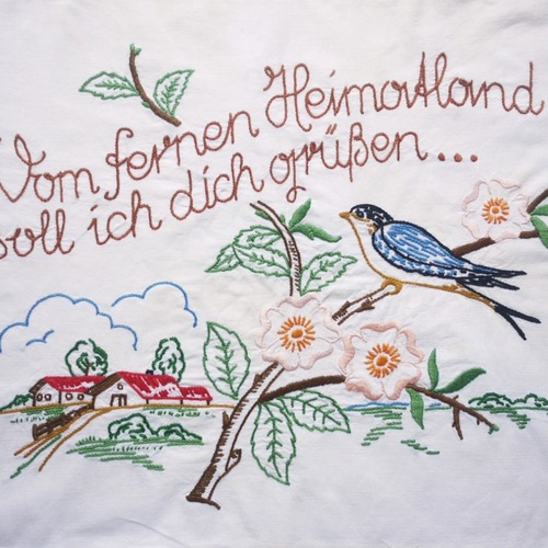 ノスタルジック刺繍　ピローケース　ツバメ　ドイツヴィンテージ