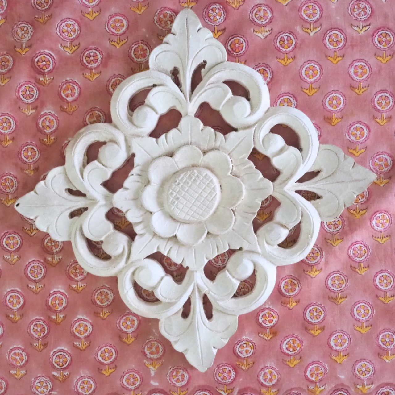 ブロックプリント生地【50cm単位】インド綿 小花柄 くすみピンク×イエロー×白 #56224-PK2