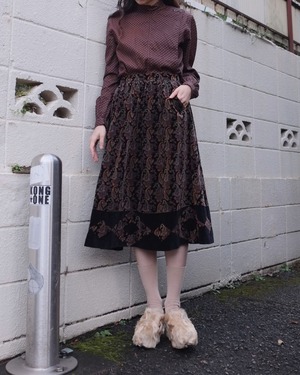 vintage/grandma magic skirt.