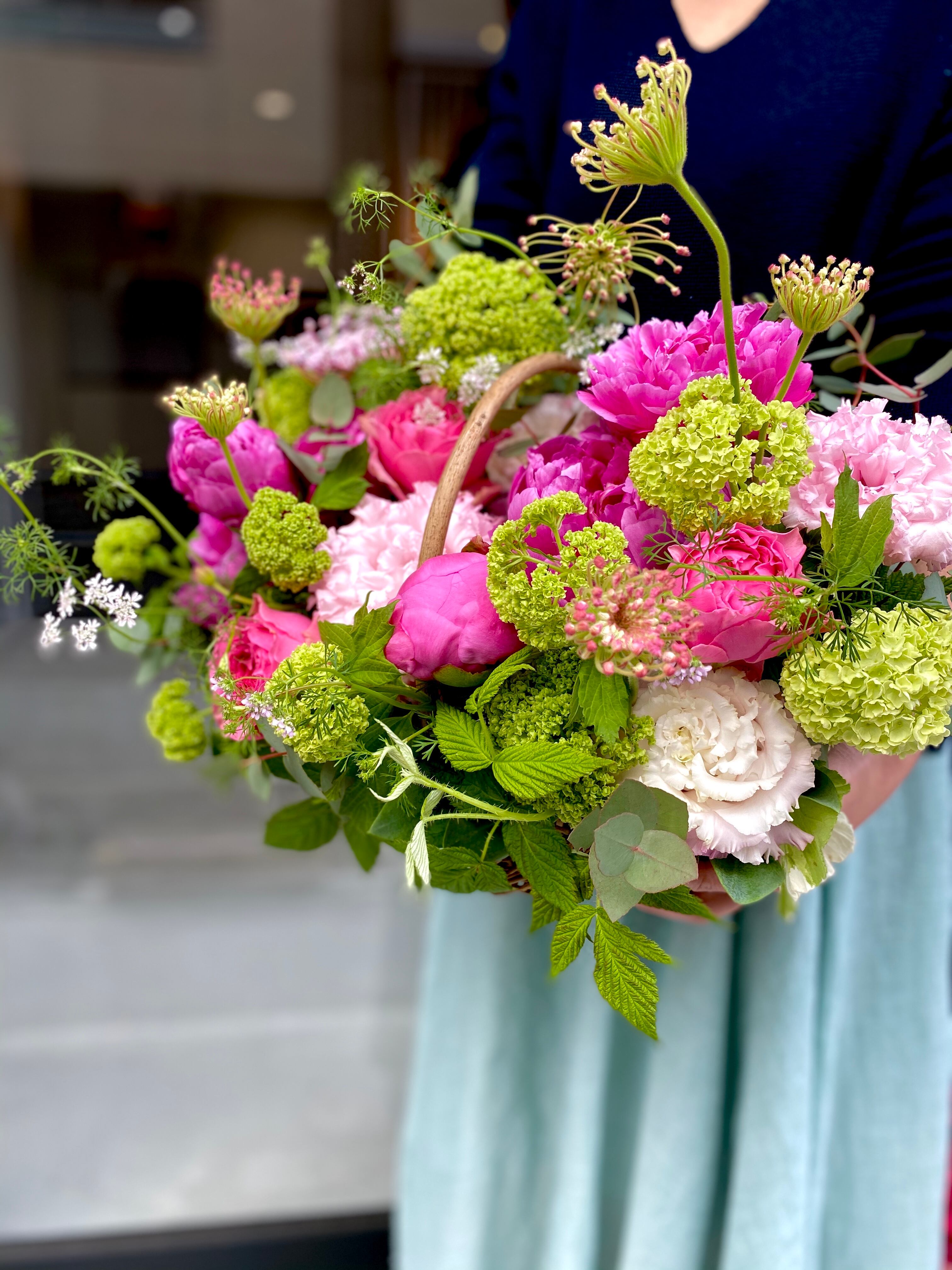 季節のアレンジメント Lサイズ | アヴィニョンの りゅう