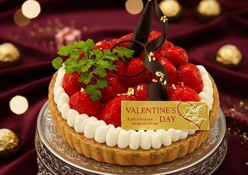 【店頭受取】苺のタルト４号ホール（直径１２ｃｍ）