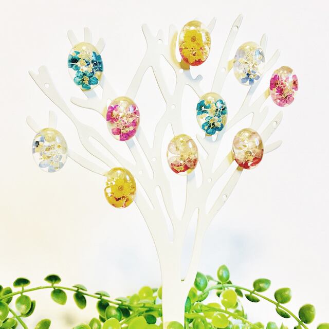 オーバルクリアピアス(カラフルフラワー)
