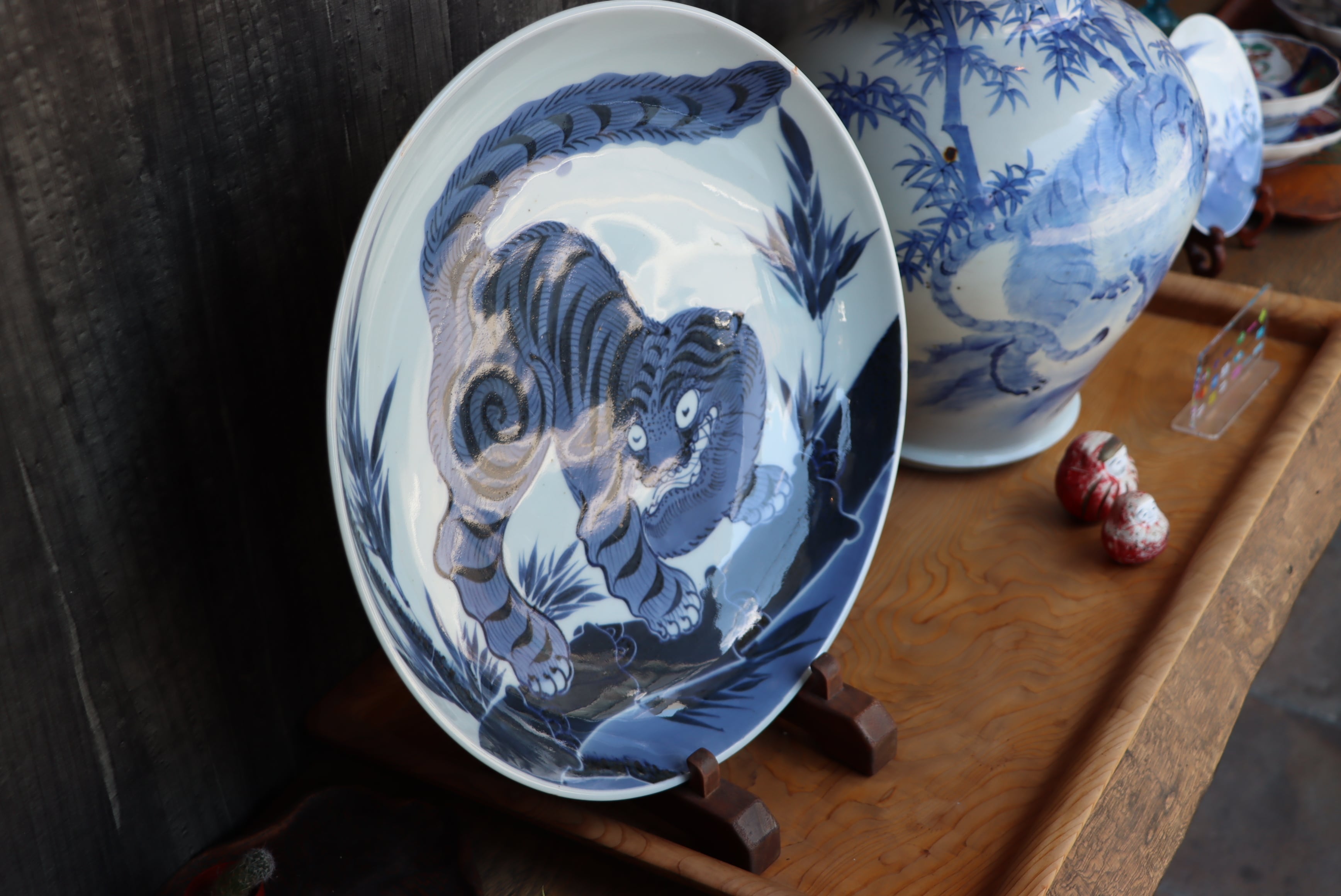 古伊万里 染付 竹虎文 大皿 約一尺三寸/Old Imari large size plate