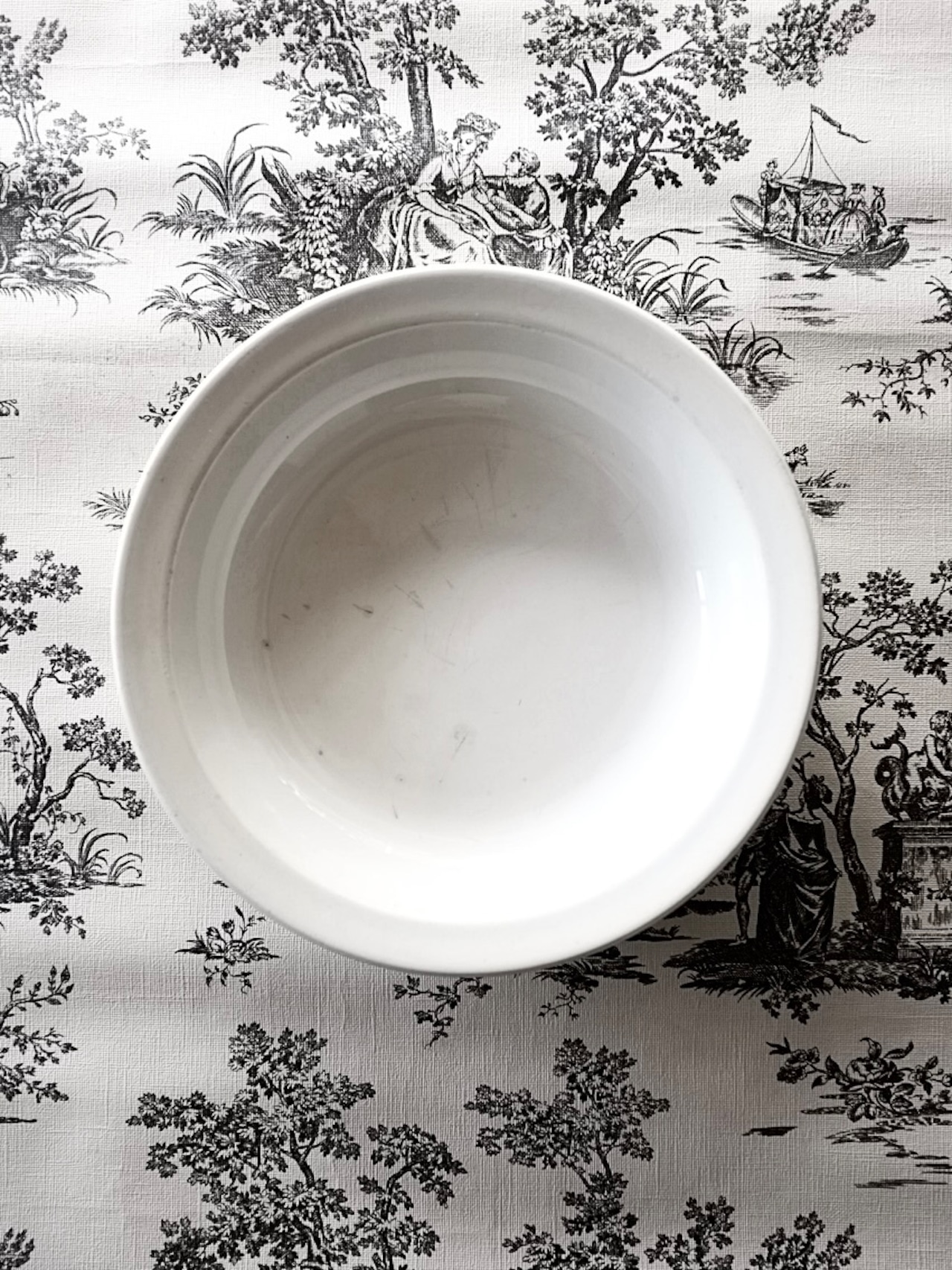 1920s~ France 29c Sarreguemines 白の集約とサラディエ 大鉢