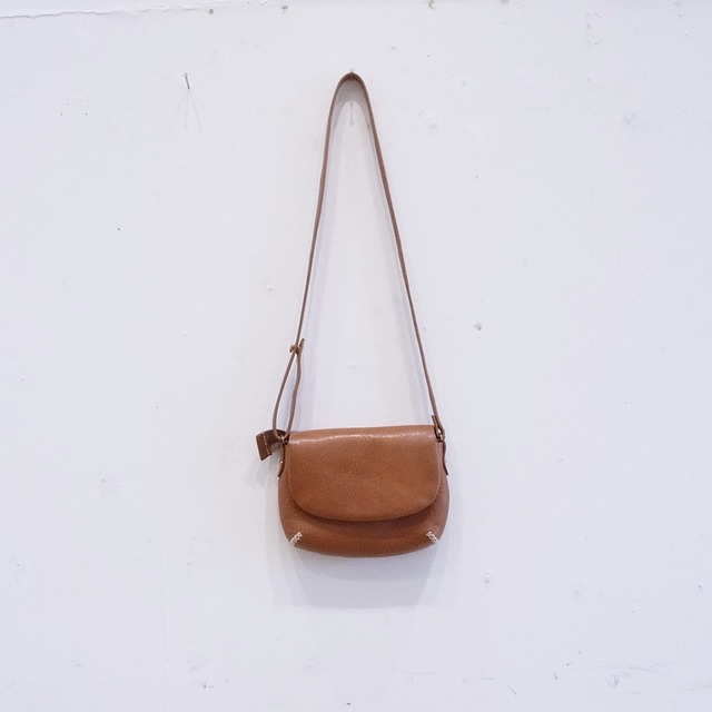 :octavus [SHOULDER BAG] arco 01-S -Camel-