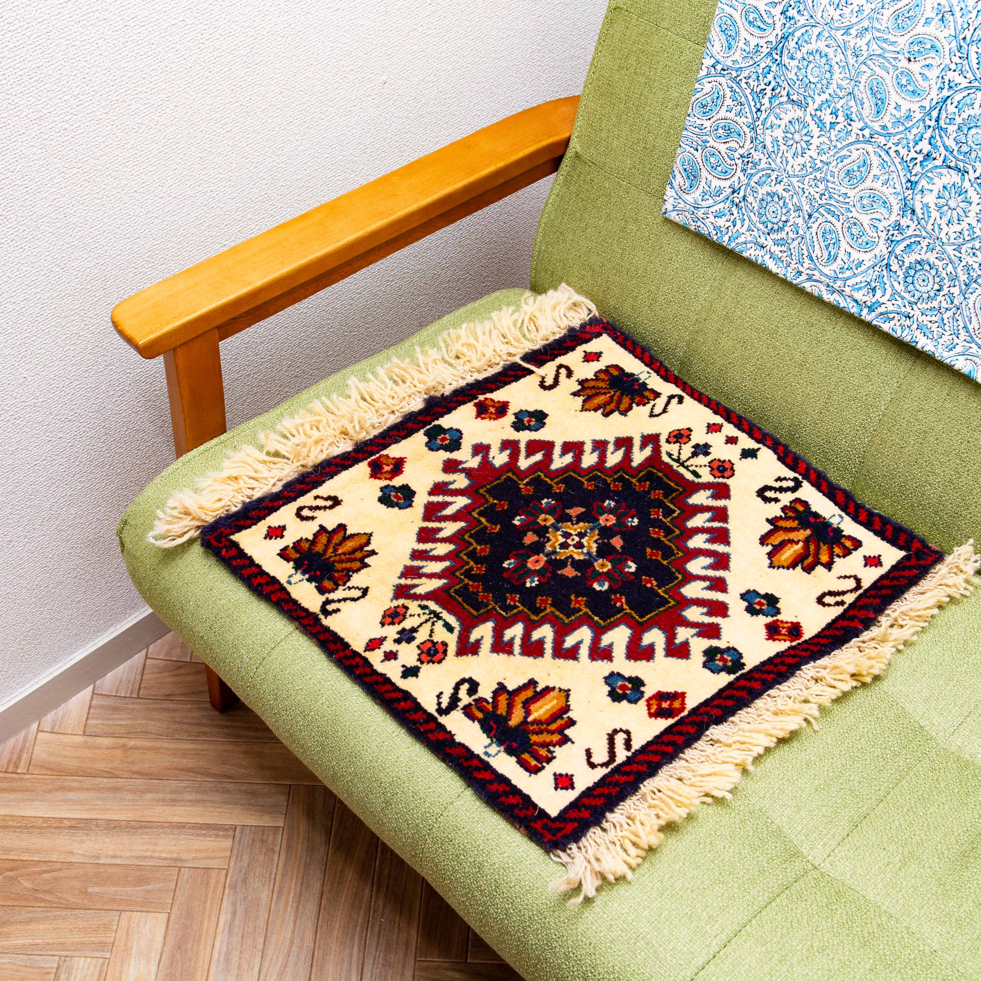 Mini Tribal Rug 03 / ミニトライバルラグ絨毯 | ペルシアンタグ