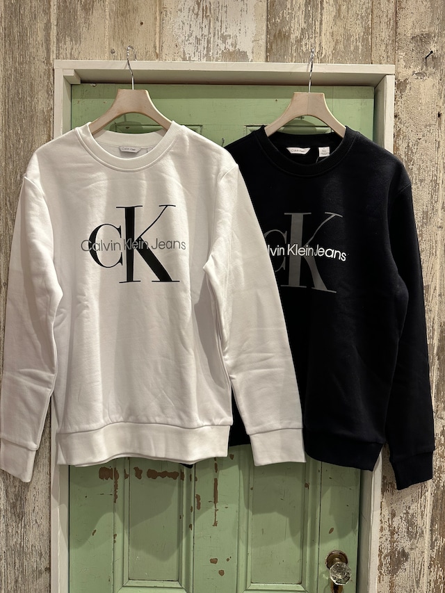 期間限定 SALE！CALVIN KLEIN クルースウェット¥13,800+tax(¥15,180)