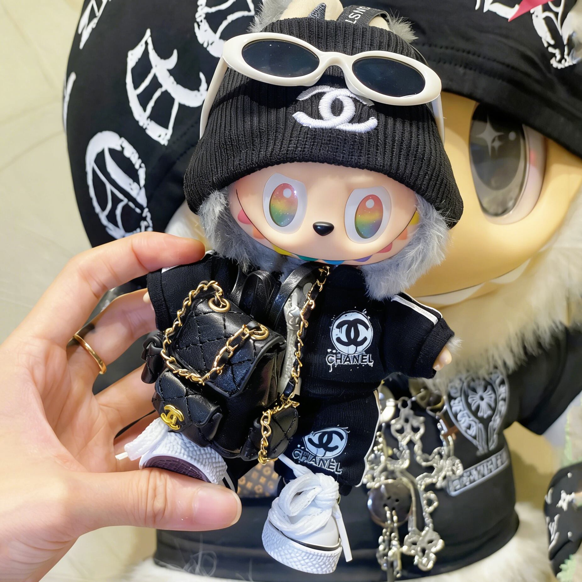 【限定販売】Labubu ラブブ ドール服 フルセット 可愛い リュック付き プレミアム品質 おしゃれなコーディネート 特別な日のギフトに