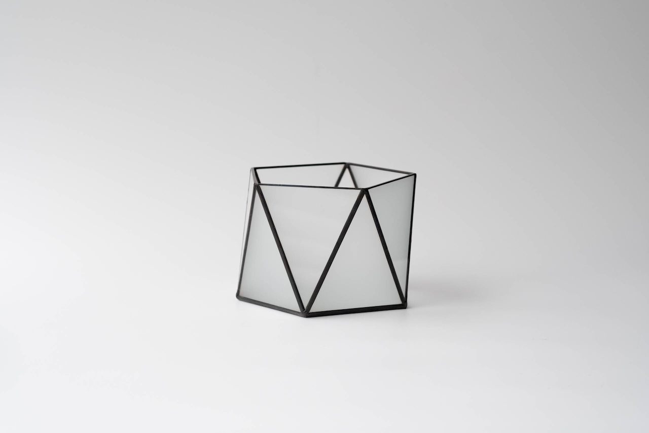 PENTAGONAL TWIST PLANTER