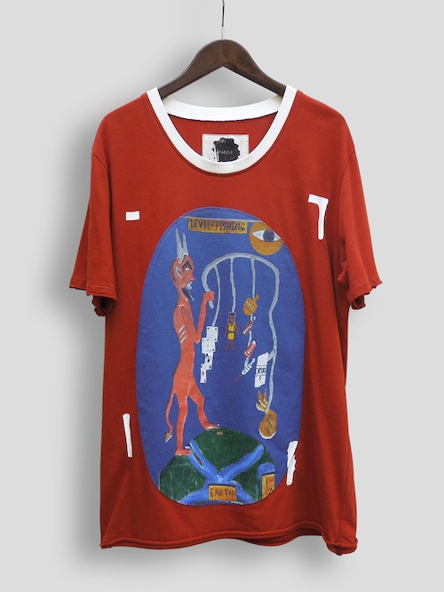 Re1033:  DEVIL FISHING PATCH TEE