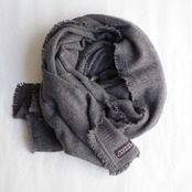 MAISON CARRÉE CASHMERE Fringe STOLE "CHACOAL GRAY"