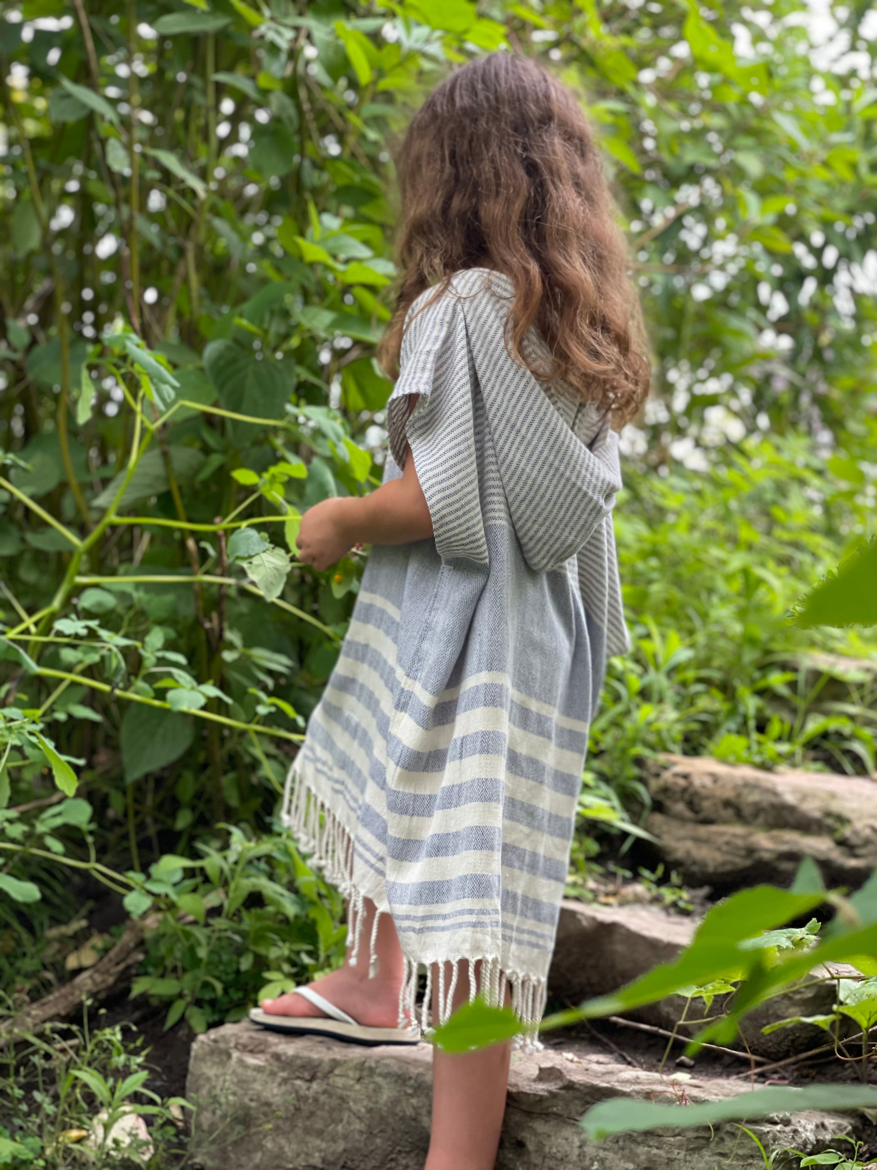 OAK Organique キッズサマーポンチョ Grey｜Small Pink Stripe