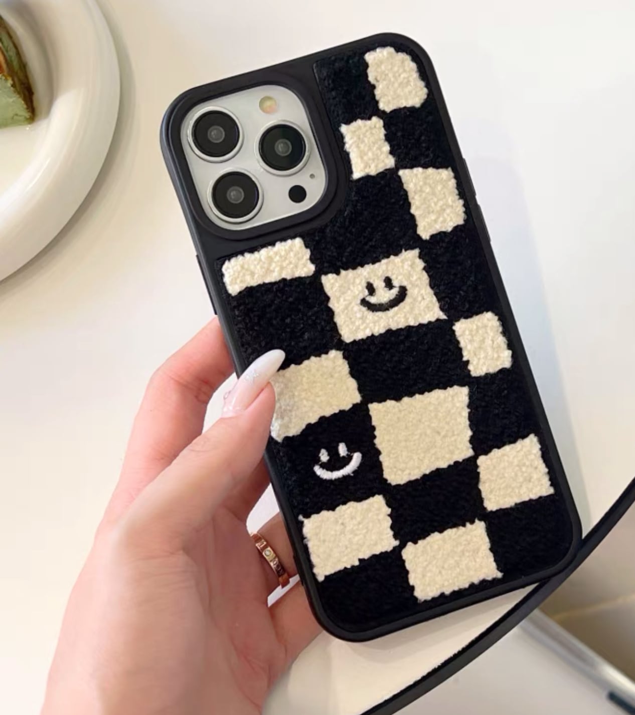 iPhoneケース iPhone14 iPhone13 モコモコ 秋冬 にこちゃん