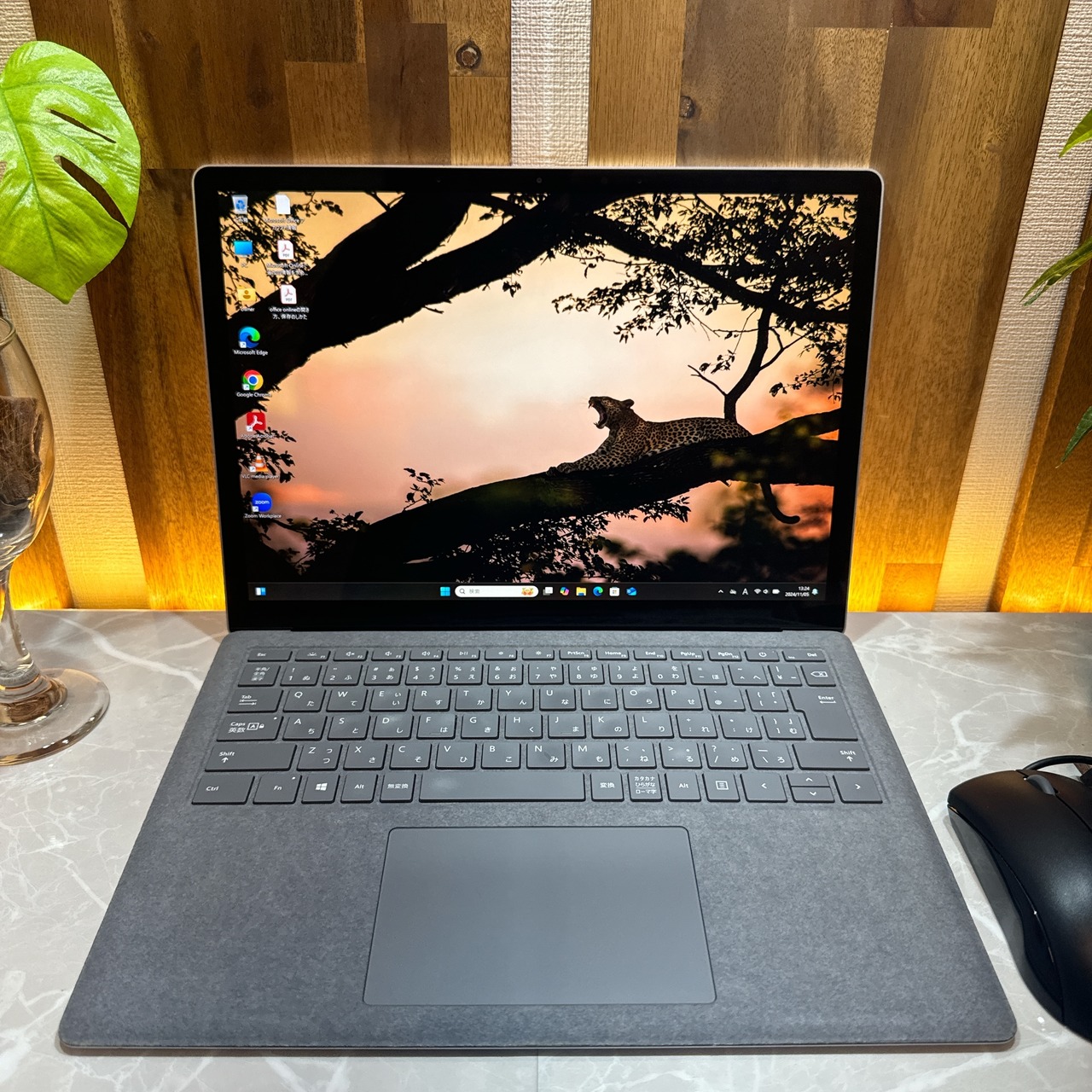 【美品】Microsoft Surface Laptop 4 / 第11世代 Core i5-1145G7 / メモリ8GB / SSD256GB