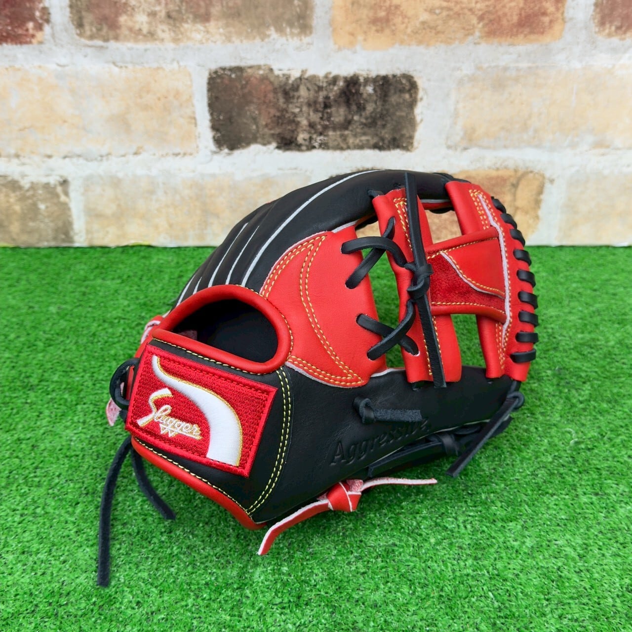 久保田スラッガー 少年軟式グローブ LT25-GJ2 J2H型 レッド×ブラック 2026限定】久保田スラッガー 少年軟式グローブ LT25-GJ2 J2H型 レッド