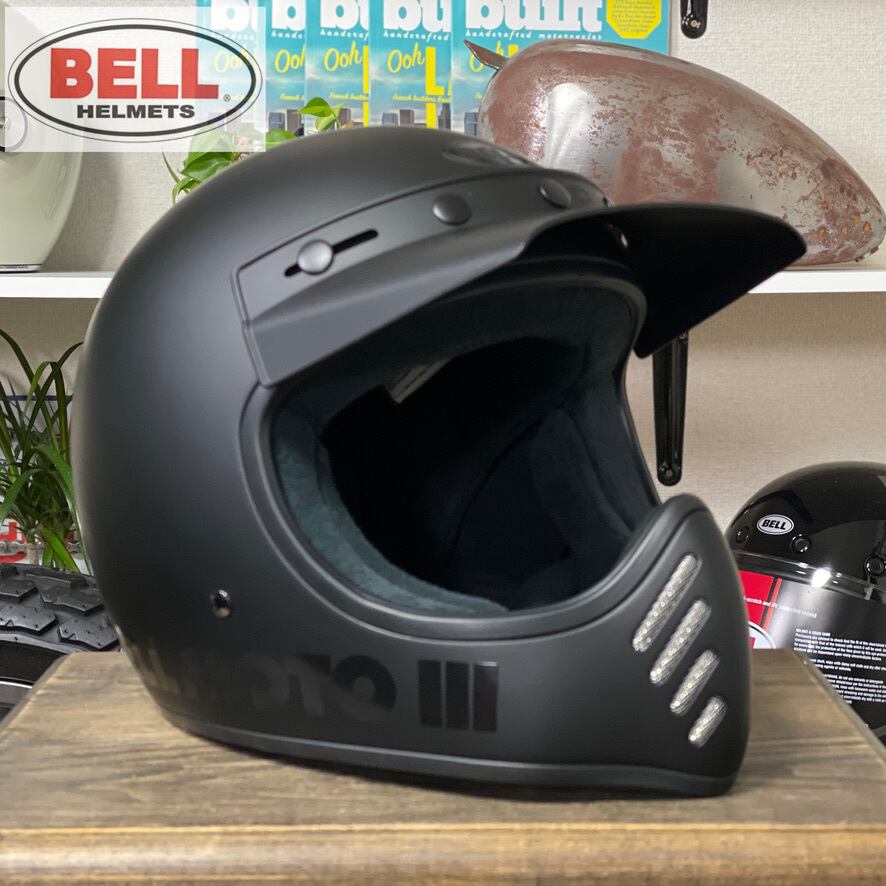 BELL moto3 ヘルメット Mサイズ　マットブラック BELL(ベル) MOTO-3 ブラック ヘルメット 希少 XXLサイズ