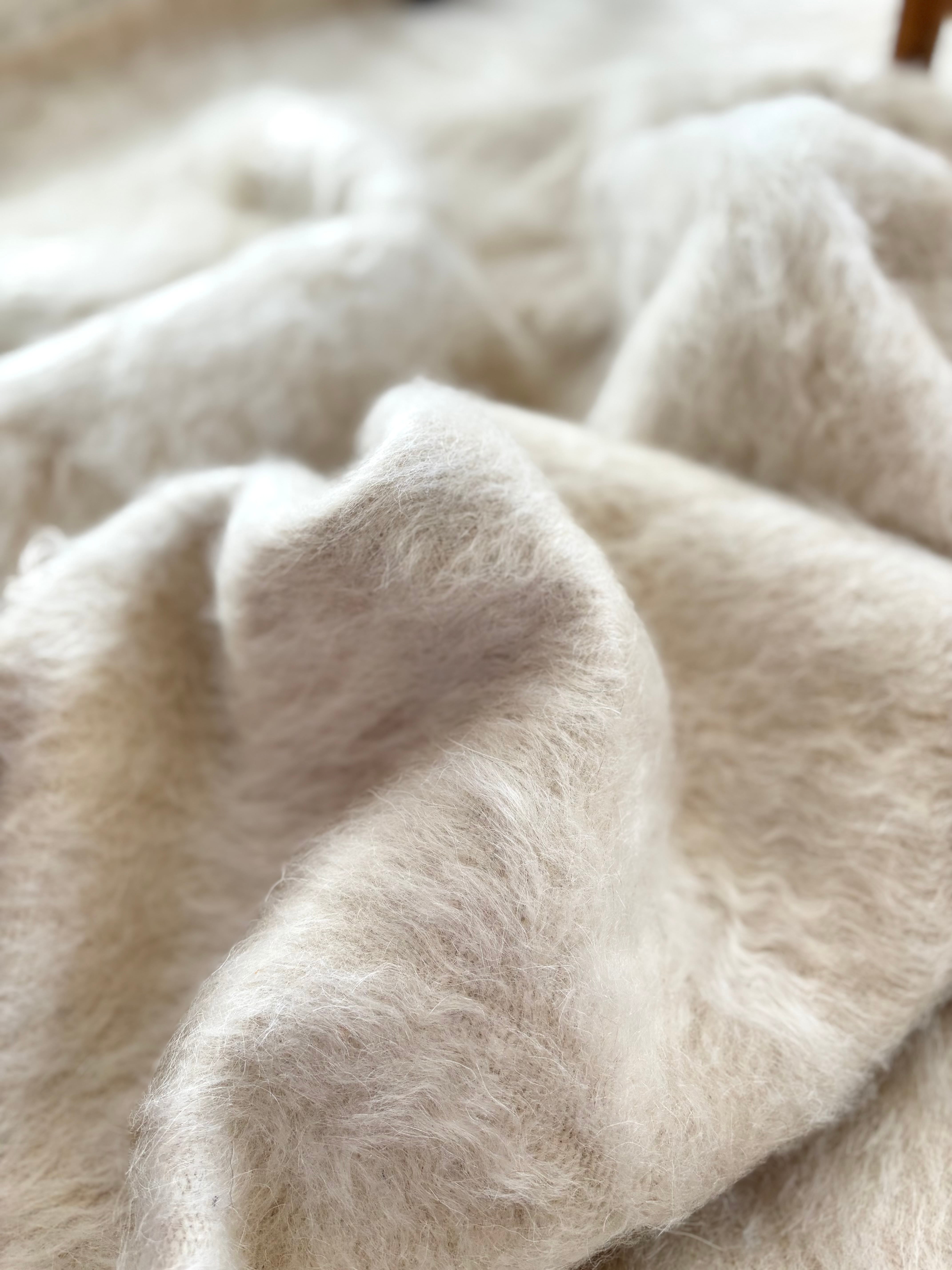 IVORY.