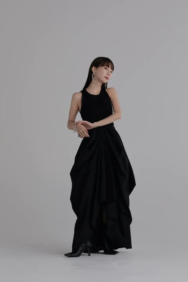 louren docking cocoon dress ドッキングコクーンドレス Black | planet3rd 