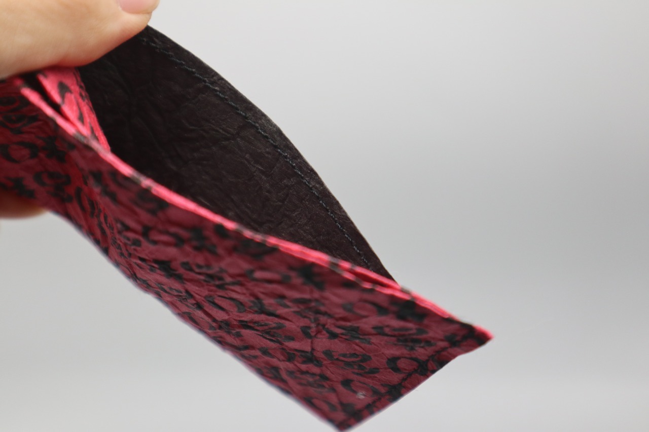 【和紙】高知のカード/名刺入れ　レッドxブラック
