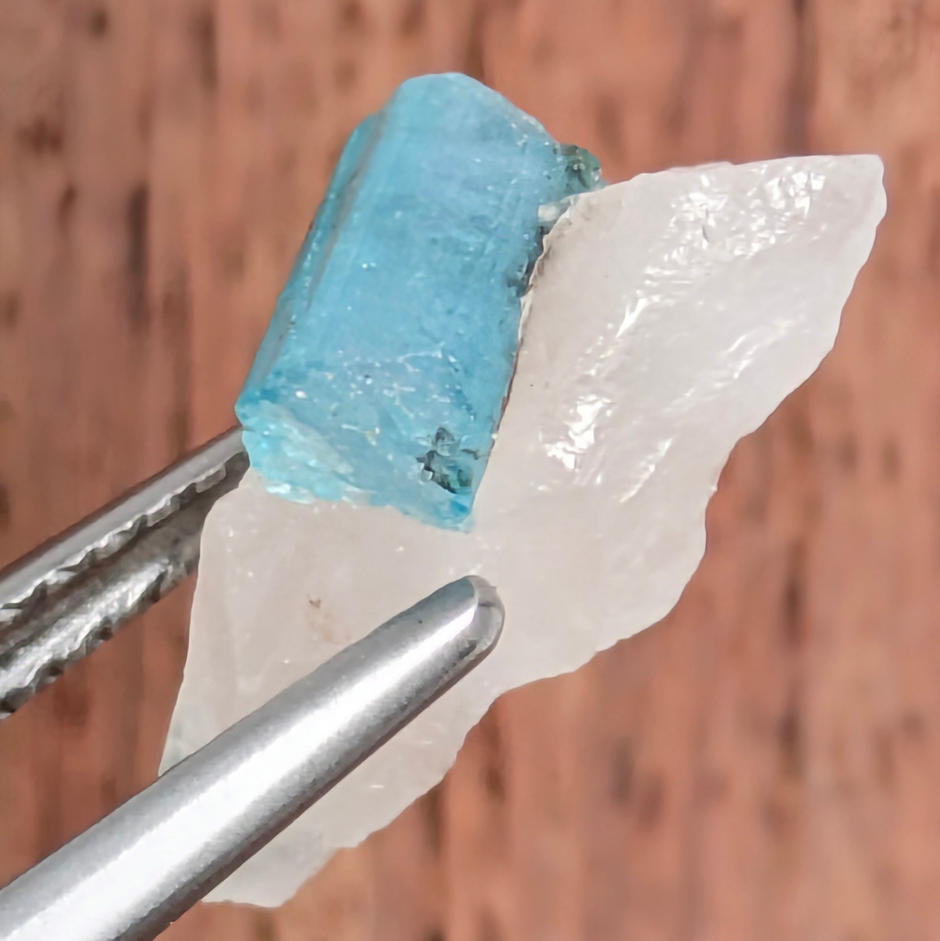 パライバトルマリン原石 ブラジル・パレーリャス産【2.52ct】PRO207987