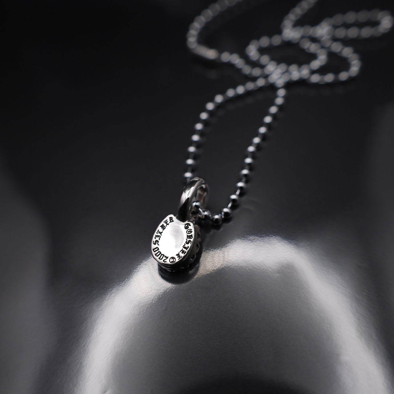HORSESHOE : C with DIAMOND PENDANT / ホースシュー : C・ダイヤモンドペンダント