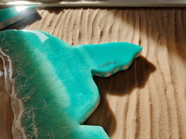 369.オーシャンレジンアート ホヌ型パネル砂紋入り額縁付き