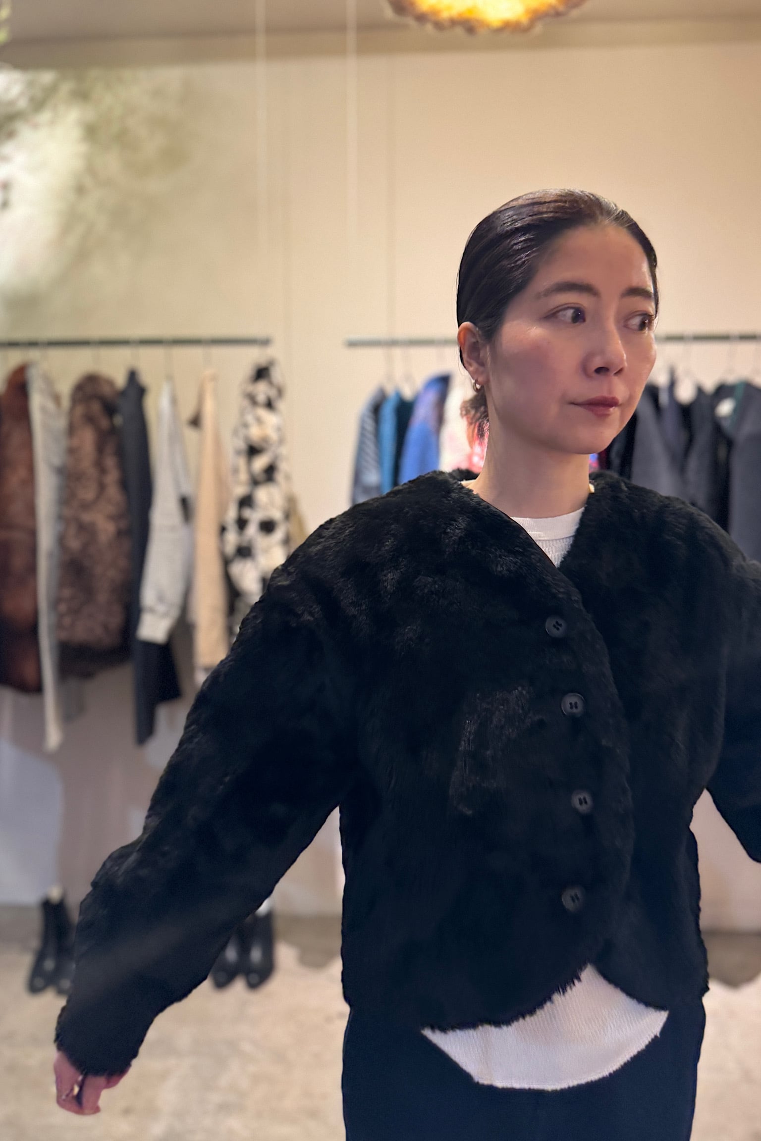 Krizia Poi ブラックファーショートブルゾン | DROOMTUIN_VINTAGE