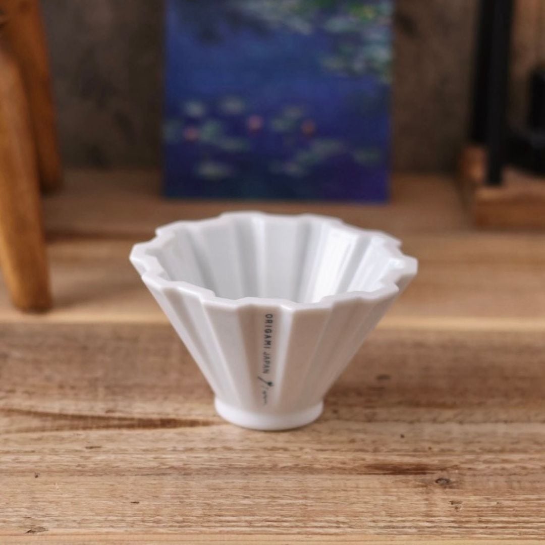 ORIGAMI Pinn Dripper + Jig White | COFFEE LAB KOMAMEYA