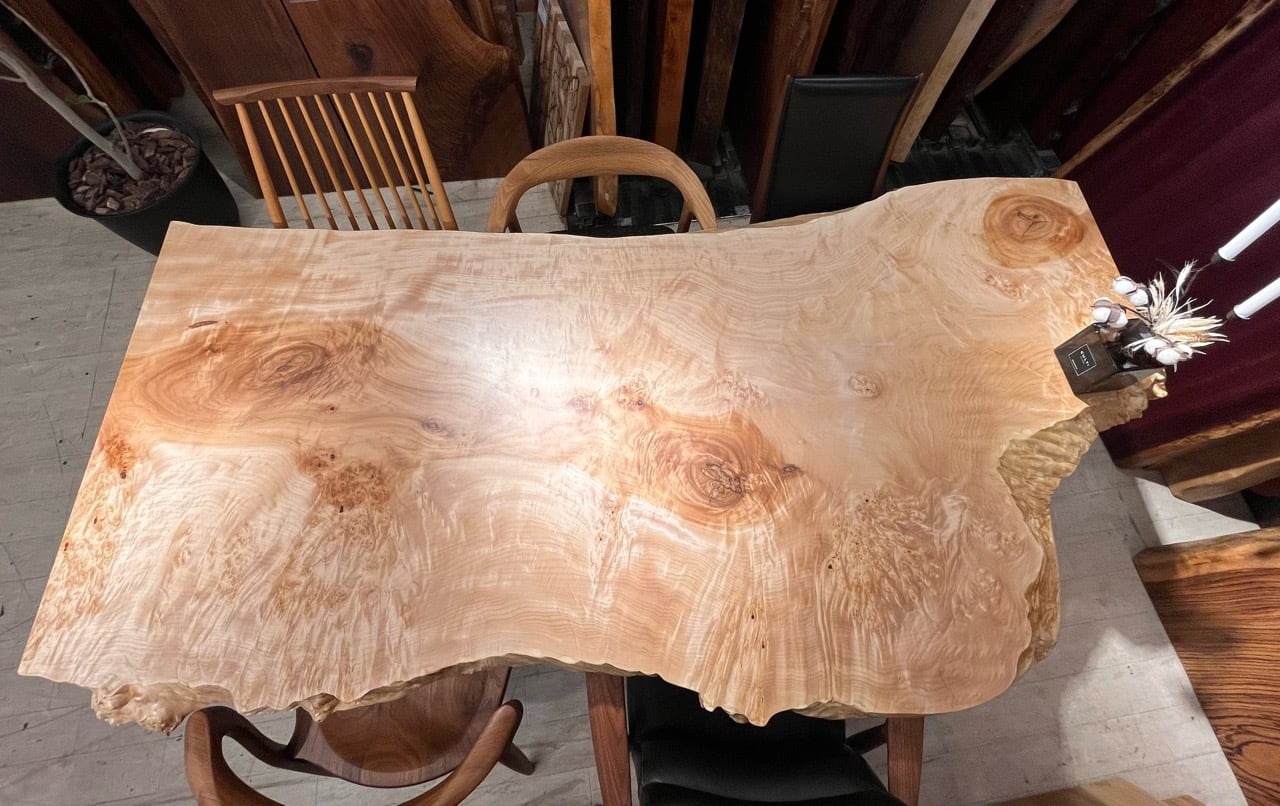 ※現状渡し コブ付き栃 一枚板 栃瘤（トチコブ）_2120×900-960-510×63_浅草本店_テーブル天板