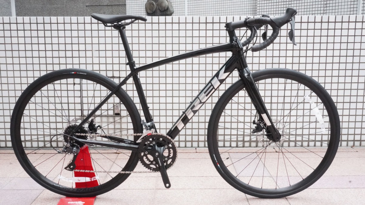 TREK DOMANE AL2 Disc Gen3 Claris 8速 Gloss Trek Black/Matte Trek Black 44サイズ  | SILBEST Cycle シルベストサイクル
