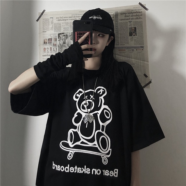 ブラック Ｌサイズ くまちゃん Tシャツ 半袖 プリント イラスト柄 ユニセックス