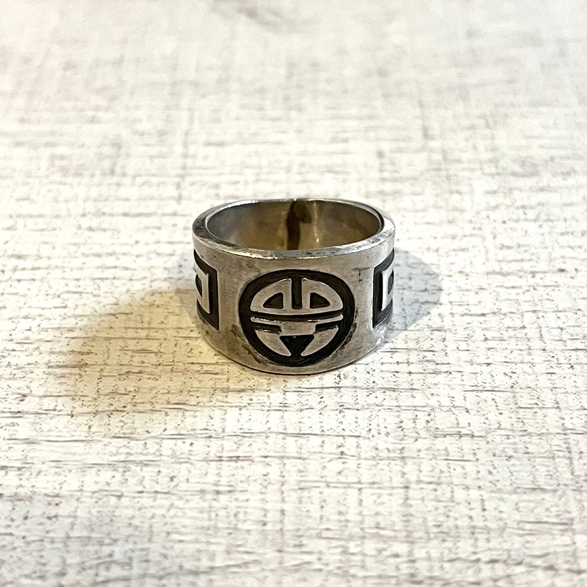 TRIBAL ENGRAVED RING-SILVER925-トライバルリング TRIBAL EMBLEM ENGRAVED RING -SILVER925- トライバルリング