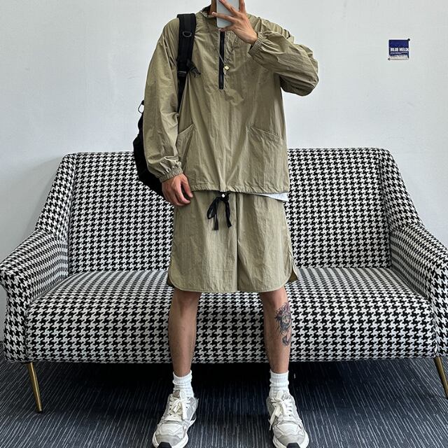 【予約販売】メンズ セットアップ 上下 プルオーバー ウインドブレーカー 長袖 ハーフパンツ シャカシャカ ストリート パーカー ベージュ 韓国 ジム スポーツウエア カジュアル 春 夏 大きいサイズ M/L/XL/2XL/3XL