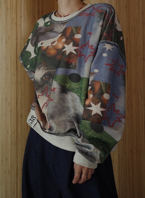 ［ osrs original ］unisex reversible animal art sweat / Light Greige
